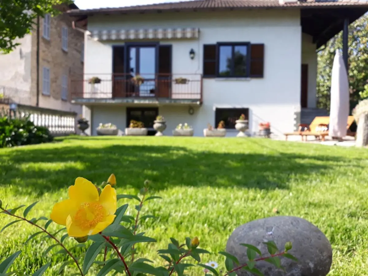 Villa Giardino Dervio 0*,